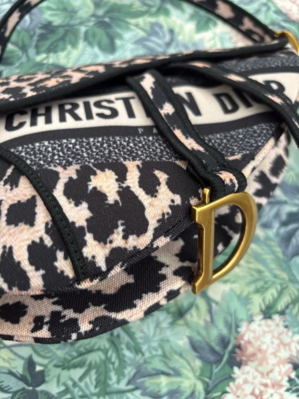 Dior Leopard-Print Saddle Bag in Pink and Black with Logo Strap - Picture 3 of 5